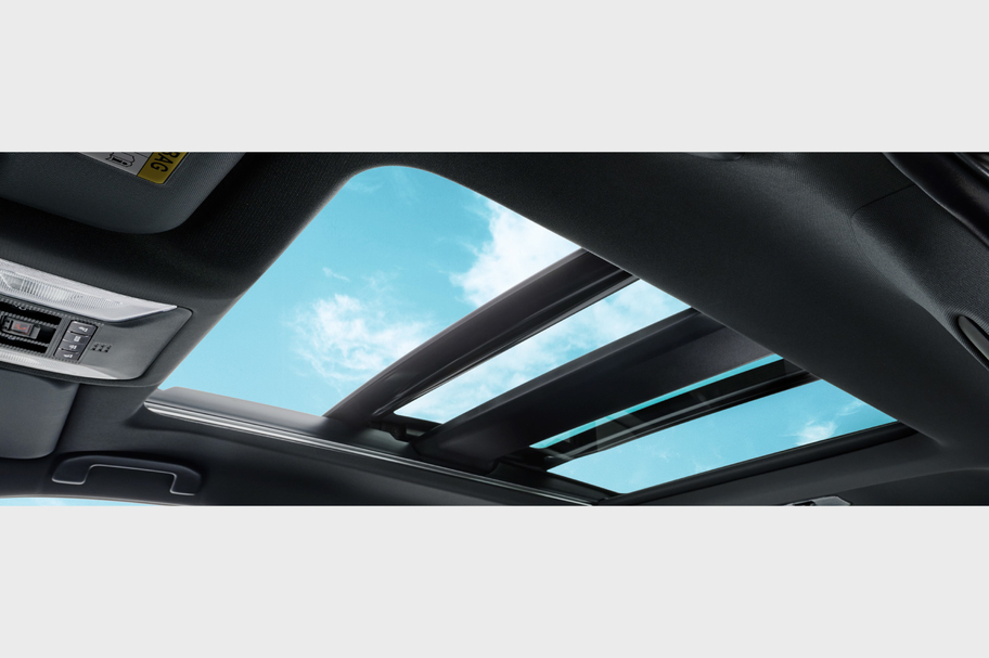rav4phv_feature_img31